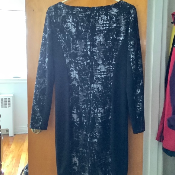 Long sleeve dress sz 8 black/silver - Picture 2 of 4